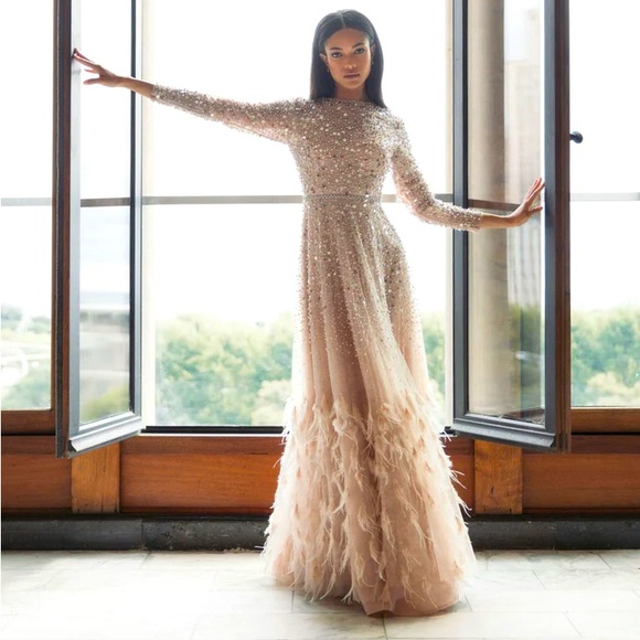 🔴MAC DUGGAL STUNNING FEATHER GOWN Style 11782 - Picture 2 of 16